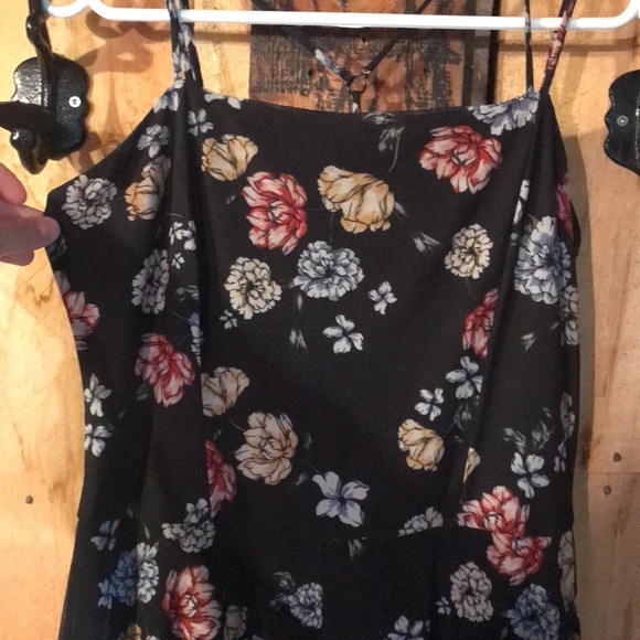 Mesh Floral Romper 🧚 - Picture 2 of 6